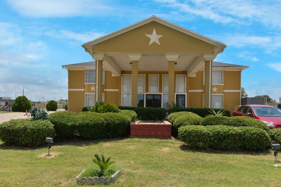 Quality Inn Gonzales hotel detail image 2