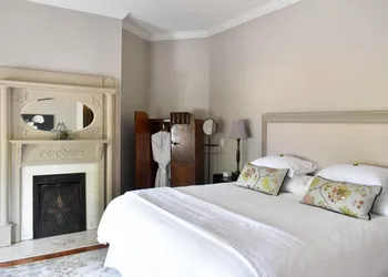 Sparrow Grove Manor hotel thumbnail 7