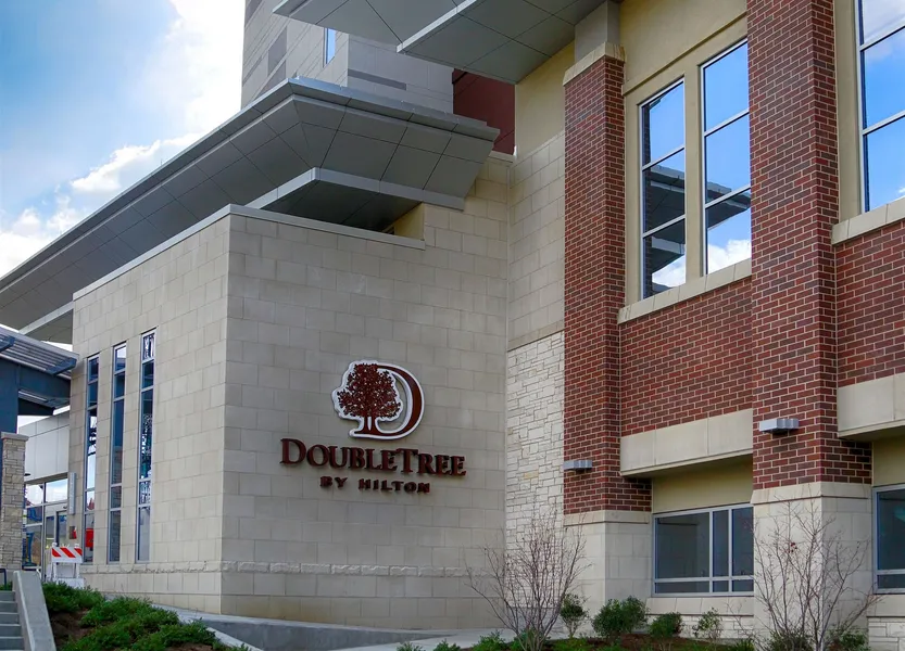 Doubletree By Hilton Lawrenceburg hotel detail image 2