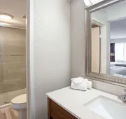 Clarion Pointe East Lansing University Area hotel detail image 5
