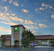 Holiday Inn Express Oakdale by IHG hotel detail image 3