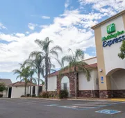 Holiday Inn Express Oakdale by IHG hotel detail image 4