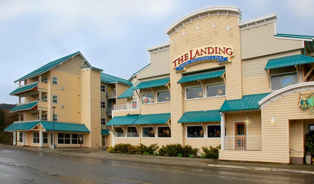 The Landing Hotel & Restaurant hotel detail image 2