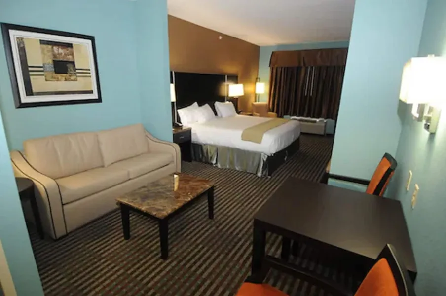 Holiday Inn Express Somerset by IHG hotel detail image 6