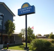 Days Inn & Suites by Wyndham Lindsay hotel detail image 7