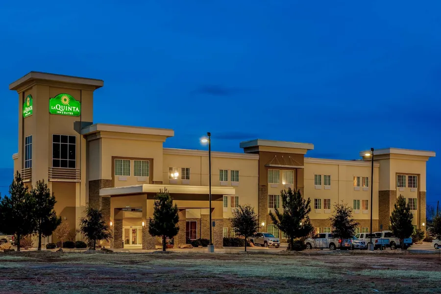 La Quinta Inn & Suites by Wyndham Andrews hotel detail image 2