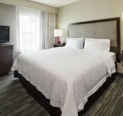 Hampton Inn & Suites Palm Desert hotel detail image 7
