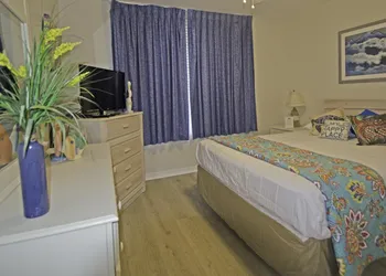 Island Princess Beach Resort by Panhandle Getaways hotel thumbnail 6