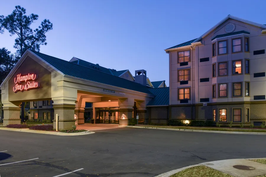 Hampton Inn & Suites Tampa-North hotel detail image 2
