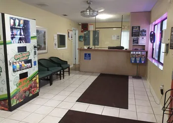Apalachicola Bay Inn hotel thumbnail 2