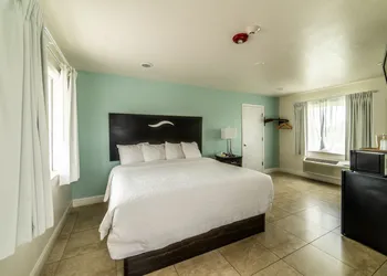 Everglades City Motel hotel thumbnail 4