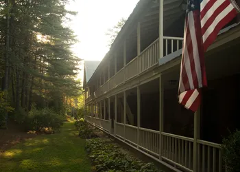Glen-Ella Springs Hotel & Restaurant hotel thumbnail 4