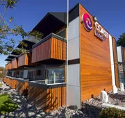 Coast Metro Vancouver Hotel hotel detail image 5