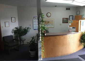 Adair Budget Inn hotel thumbnail 7