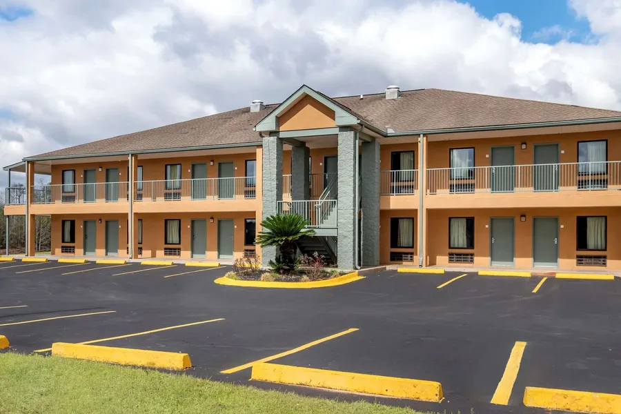 Econo Lodge Cuthbert hotel detail image 2