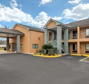 Econo Lodge Cuthbert hotel detail image 4