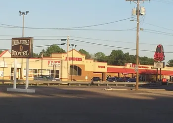 Indian Head Motel hotel thumbnail 2