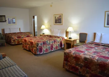 Economy Inn hotel thumbnail 4