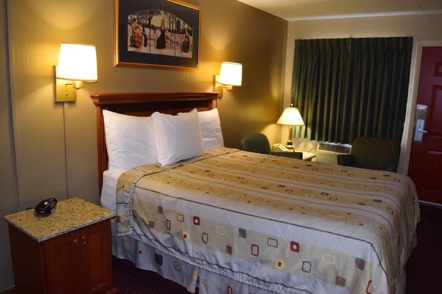 Economy Inn hotel detail image 6