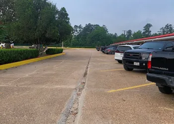 Country Inn Motel hotel thumbnail 3