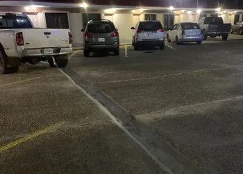 Country Inn Motel hotel thumbnail 4