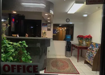 Country Inn Motel hotel thumbnail 5