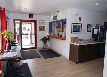 Model Towne Inn hotel thumbnail 4