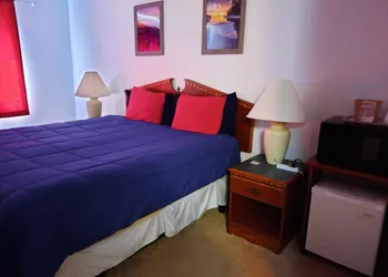 Model Towne Inn hotel thumbnail 8