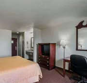 Quality Inn Harrisburg hotel detail image 5