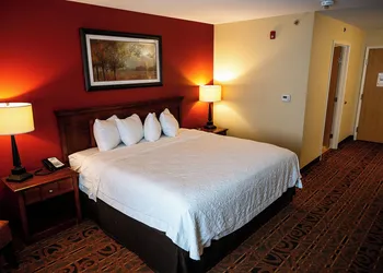 Savanna Inn & Suites hotel thumbnail 8
