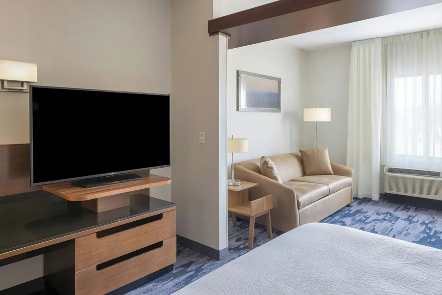 Fairfield Inn & Suites Springfield Northampton/Amherst hotel detail image 6