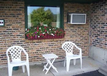 Chateau Lodge hotel thumbnail 3