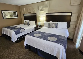 The Landmark Hotel hotel thumbnail 6