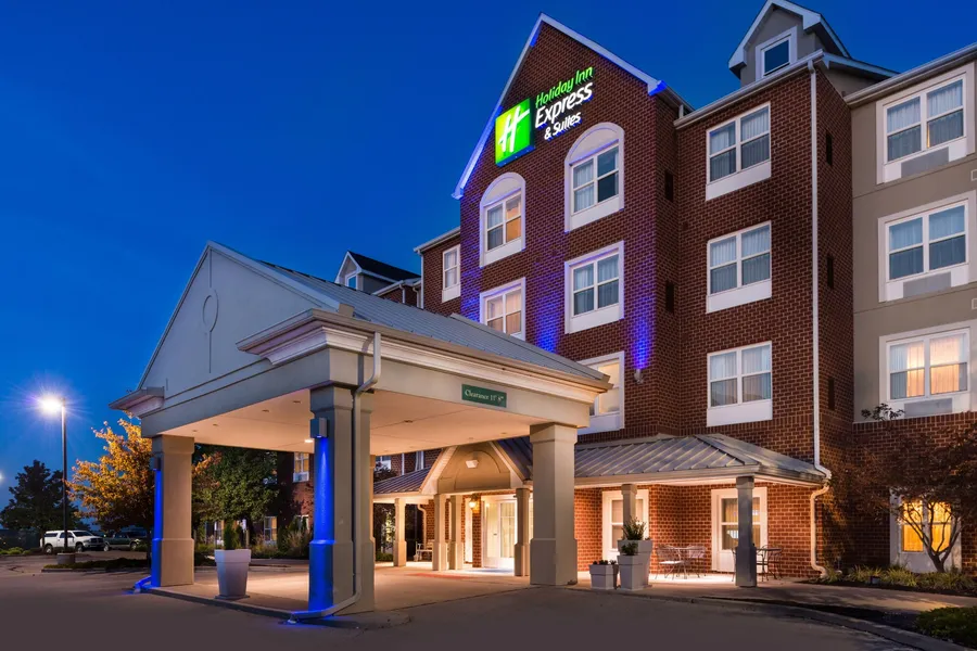 Holiday Inn Express St. Louis West - O'Fallon by IHG hotel detail image 2