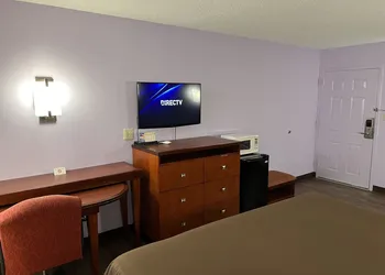 Briarwood Inn hotel thumbnail 6