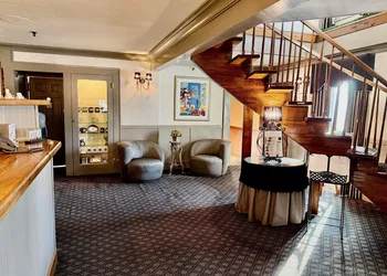 Afton House Inn hotel thumbnail 4