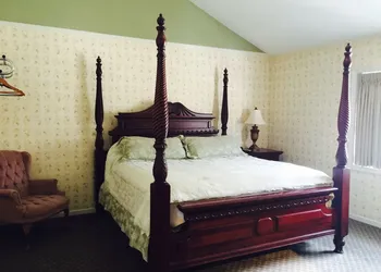 Afton House Inn hotel thumbnail 7