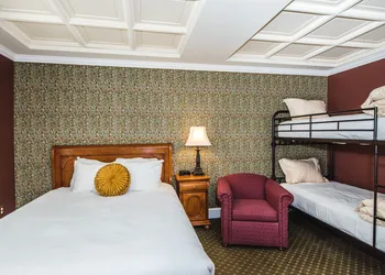 The Pollard Hotel hotel thumbnail 6