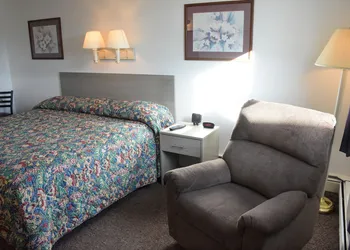 Yellowstone River Inn hotel thumbnail 4
