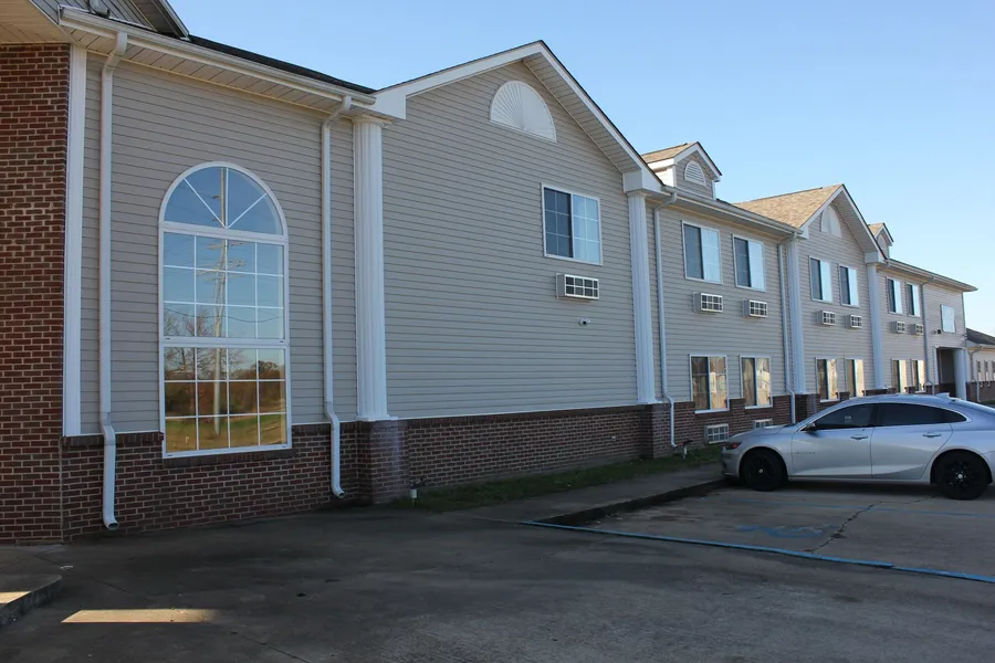 Heritage Inn & Suites hotel detail image 6