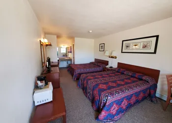 Riverside Inn hotel thumbnail 7