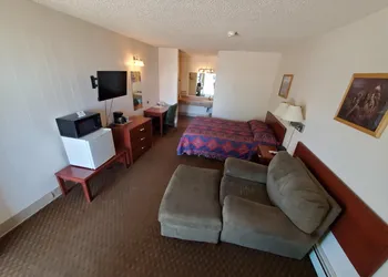 Riverside Inn hotel thumbnail 8