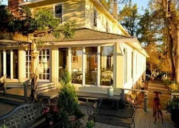 The Orchard Inn hotel thumbnail 2