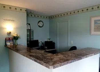Sand Pebble Motor Lodge hotel thumbnail 3