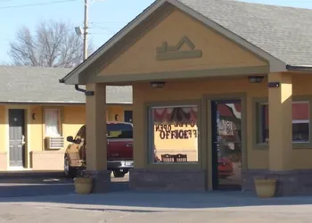 Budget Inn El Reno hotel thumbnail 2