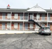 Four Keys Inn hotel detail image 3