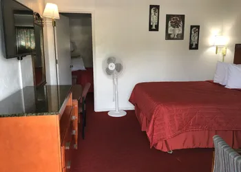 Best Budget Inn hotel thumbnail 7