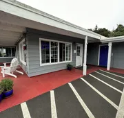 Tillicum Beach Motel (Deane's Oceanfront Lodge) hotel detail image 4
