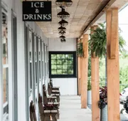 The Carriage House at Strasburg hotel detail image 3