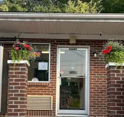 Pine Tree Inn hotel detail image 4